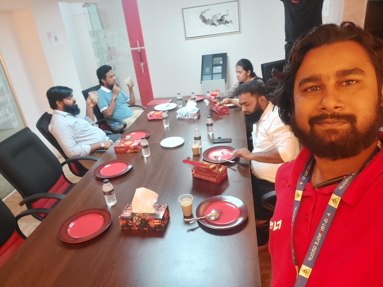 LUNCH WITH MANUFACTURER